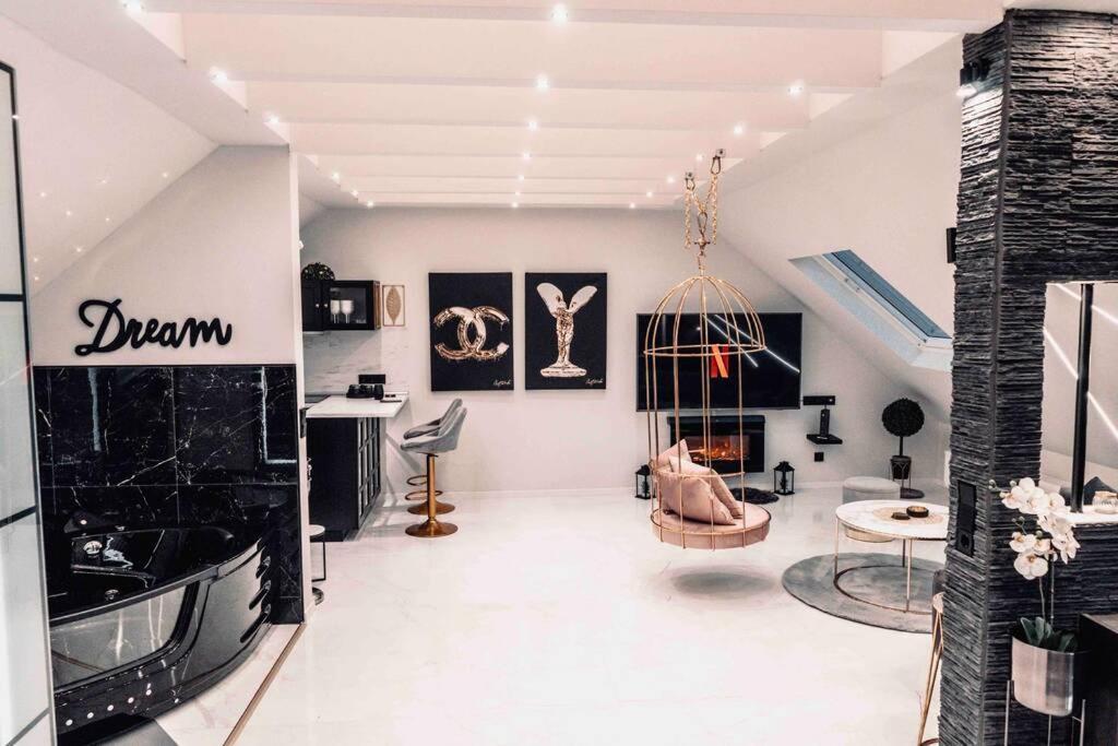 Appartamento Exquisites Loft Mit Whirlpool Hagen  Esterno foto